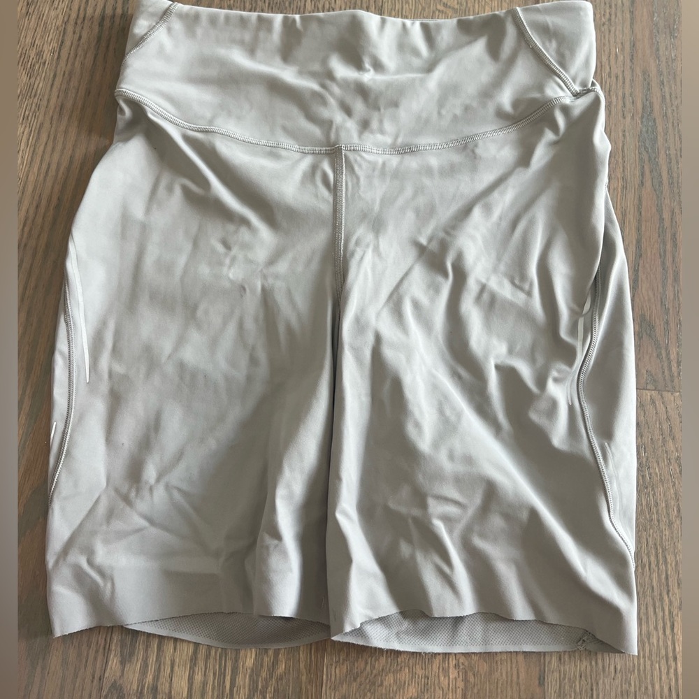 lululemon gray biker shorts inseam 8”